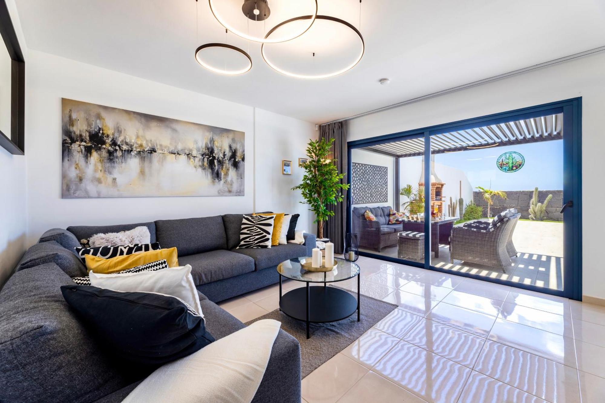 Villa Playa Blanca - Heated Pool, Aircon Exterior photo